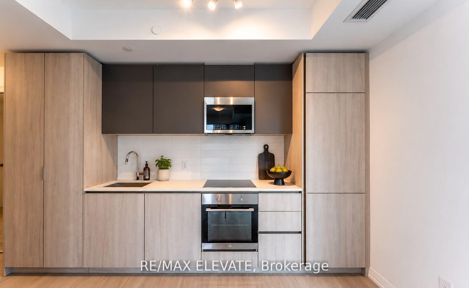 Photo 5 of Unit 3029, 28 Widmer Street, Toronto, Waterfront Communities — HOMEH
