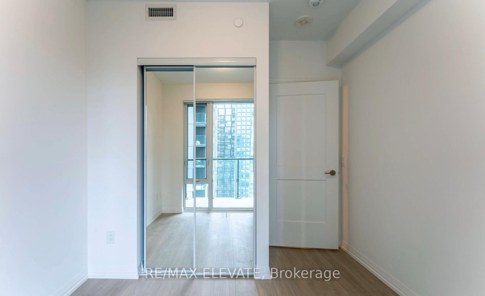 Photo 9 of Unit 3029, 28 Widmer Street, Toronto, Waterfront Communities — HOMEH