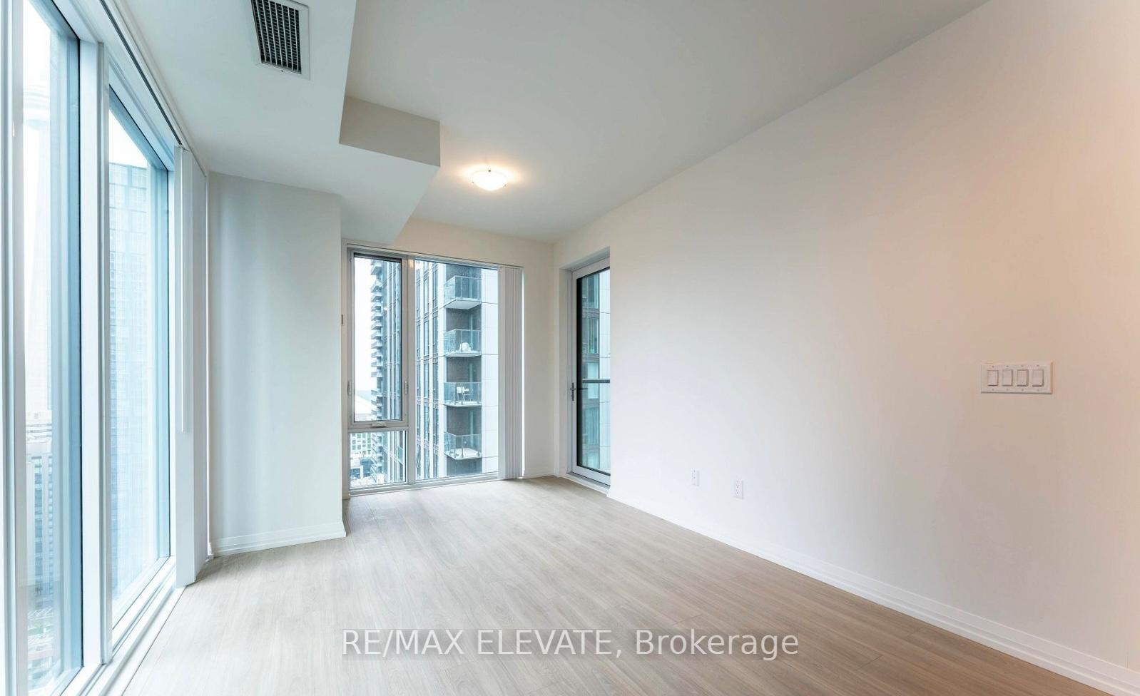 Photo 10 of Unit 3029, 28 Widmer Street, Toronto, Waterfront Communities — HOMEH