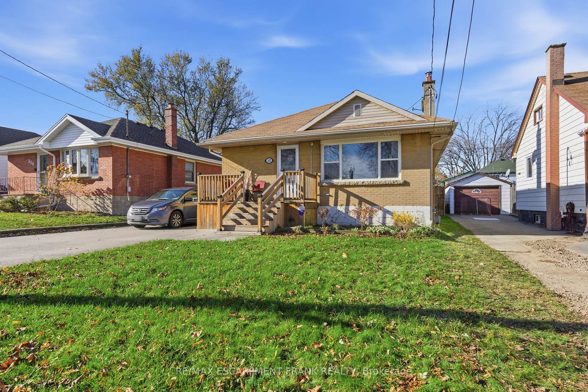 Photo 3 of 352 East 28th Street, Hamilton, Burkholme — HOMEH