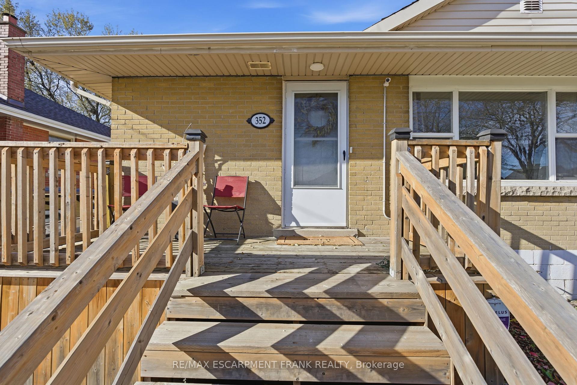 Photo 4 of 352 East 28th Street, Hamilton, Burkholme — HOMEH