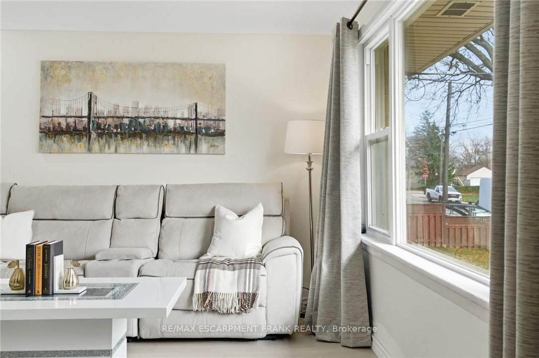 Photo 8 of 352 East 28th Street, Hamilton, Burkholme — HOMEH