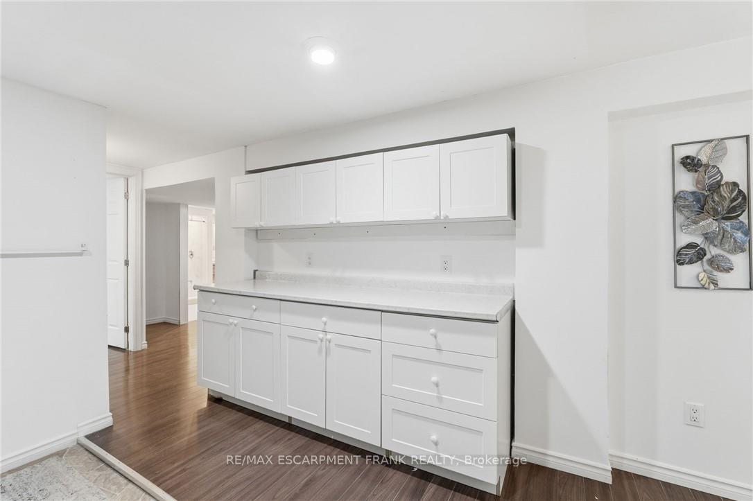 Photo 41 of 352 East 28th Street, Hamilton, Burkholme — HOMEH