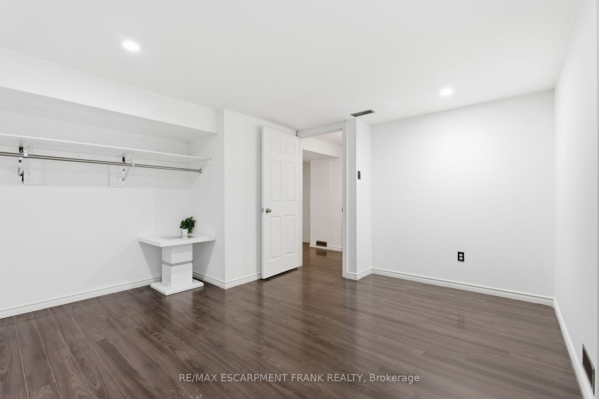 Photo 42 of 352 East 28th Street, Hamilton, Burkholme — HOMEH