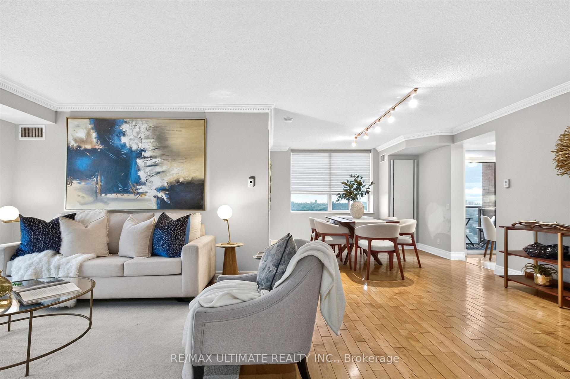 Photo 12 of Unit 1605, 265 Ridley Boulevard, Toronto, Bedford Park-Nortown — HOMEH