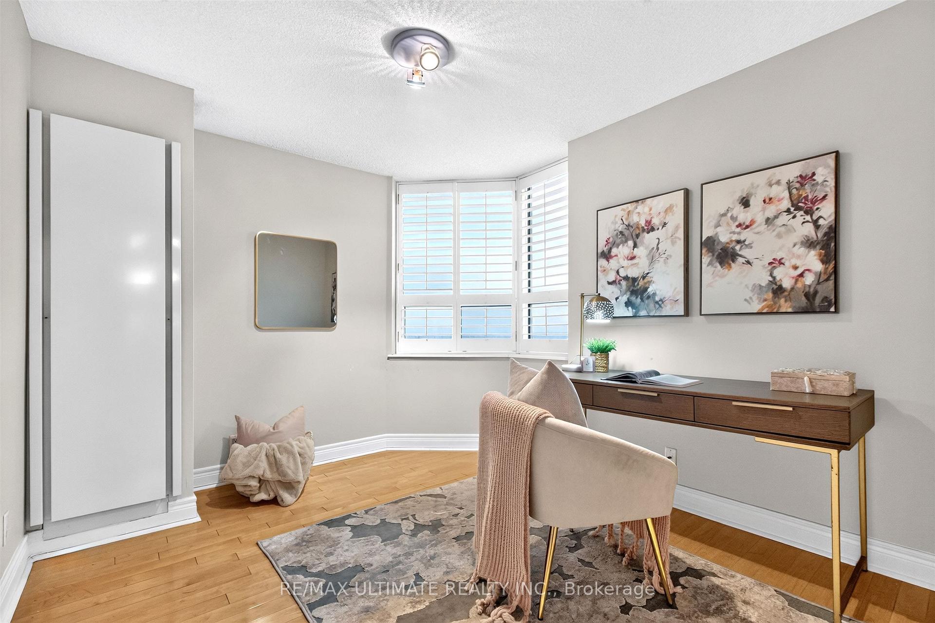 Photo 17 of Unit 1605, 265 Ridley Boulevard, Toronto, Bedford Park-Nortown — HOMEH