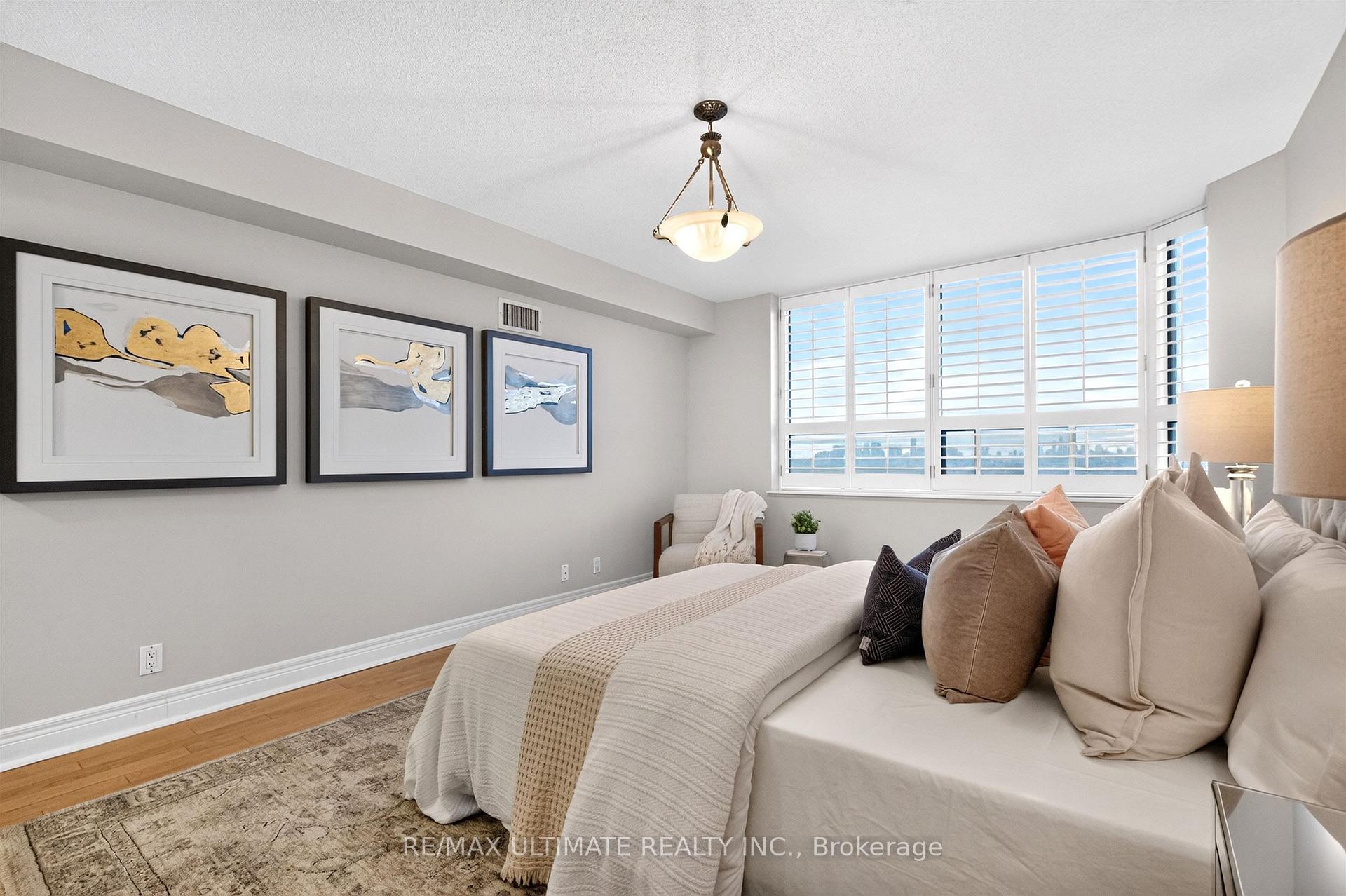 Photo 20 of Unit 1605, 265 Ridley Boulevard, Toronto, Bedford Park-Nortown — HOMEH