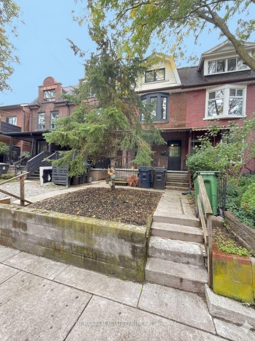 Photo 2 of 200 Roxton Road, Toronto, Trinity-Bellwoods — HOMEH