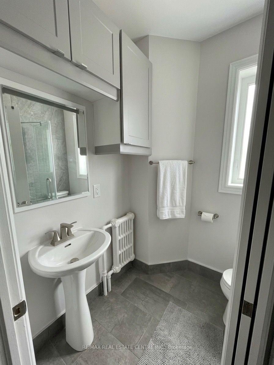 Photo 7 of 200 Roxton Road, Toronto, Trinity-Bellwoods — HOMEH