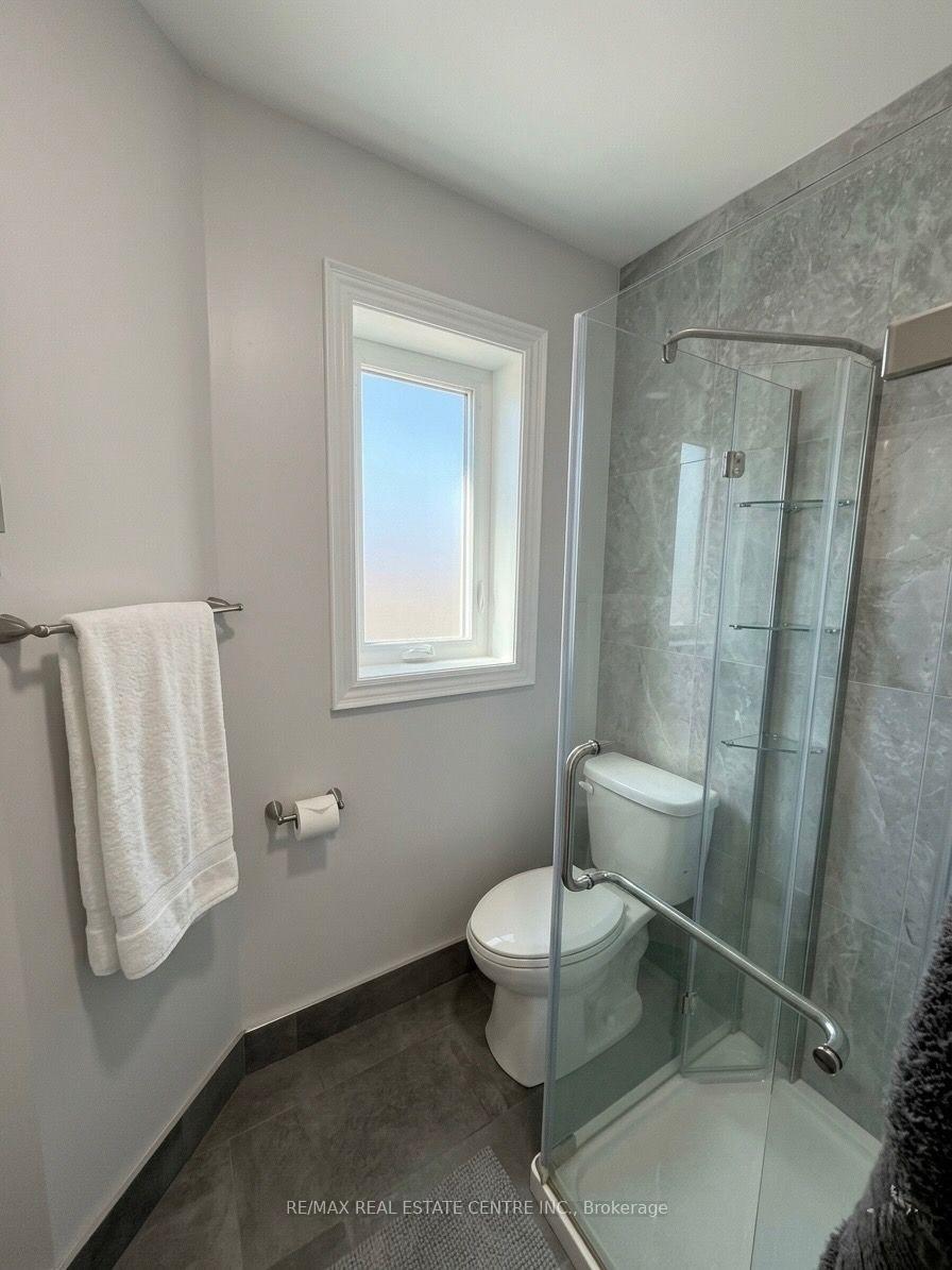 Photo 8 of 200 Roxton Road, Toronto, Trinity-Bellwoods — HOMEH