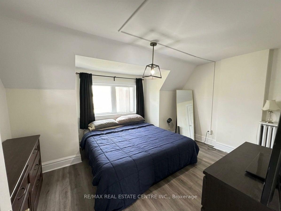 Photo 10 of 200 Roxton Road, Toronto, Trinity-Bellwoods — HOMEH