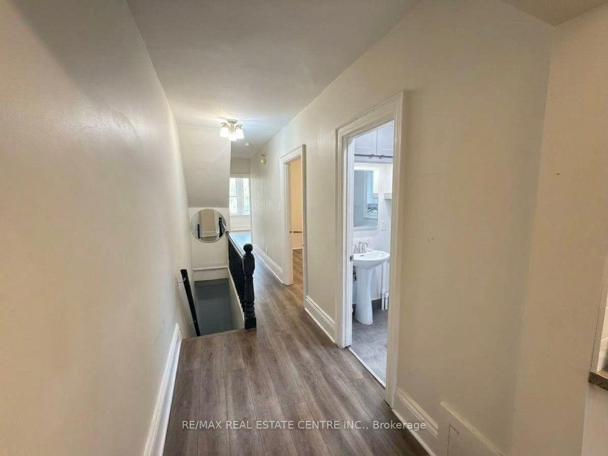 Photo 11 of 200 Roxton Road, Toronto, Trinity-Bellwoods — HOMEH