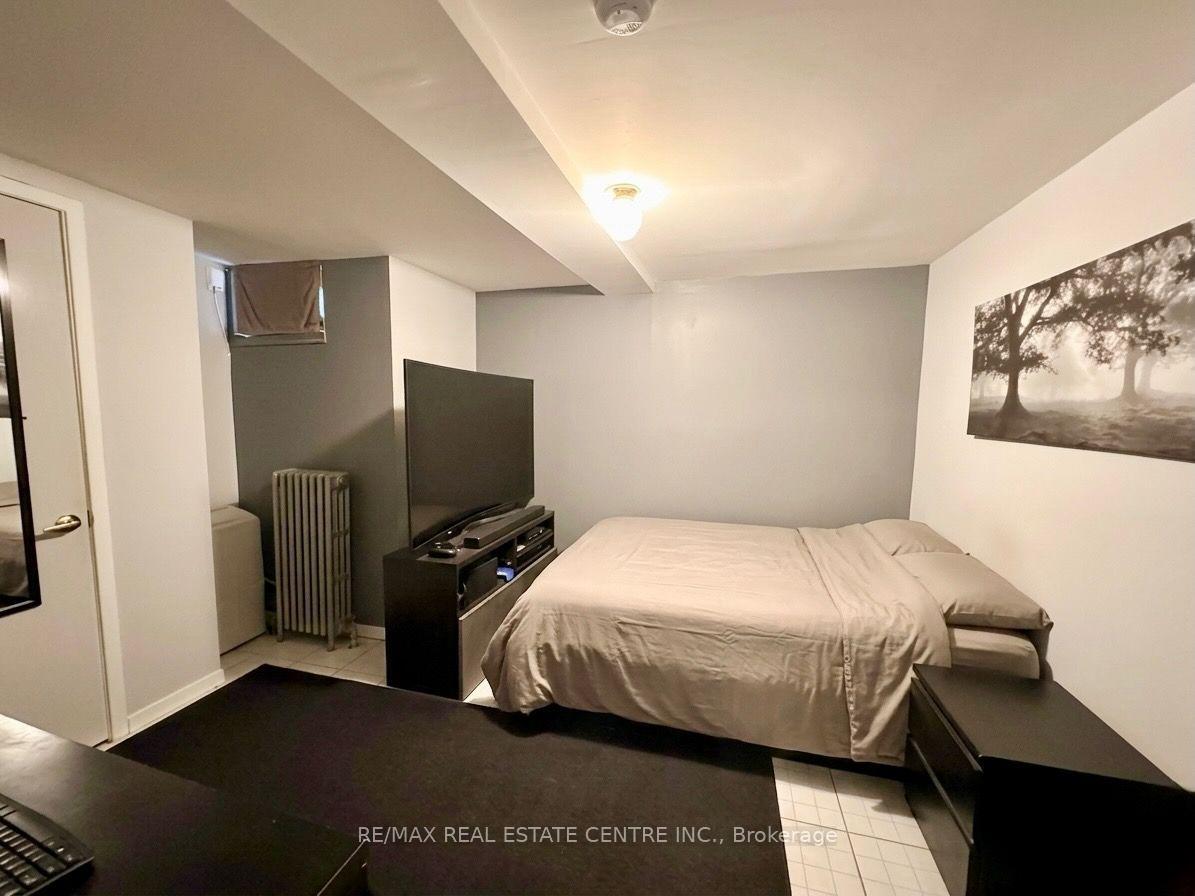 Photo 17 of 200 Roxton Road, Toronto, Trinity-Bellwoods — HOMEH