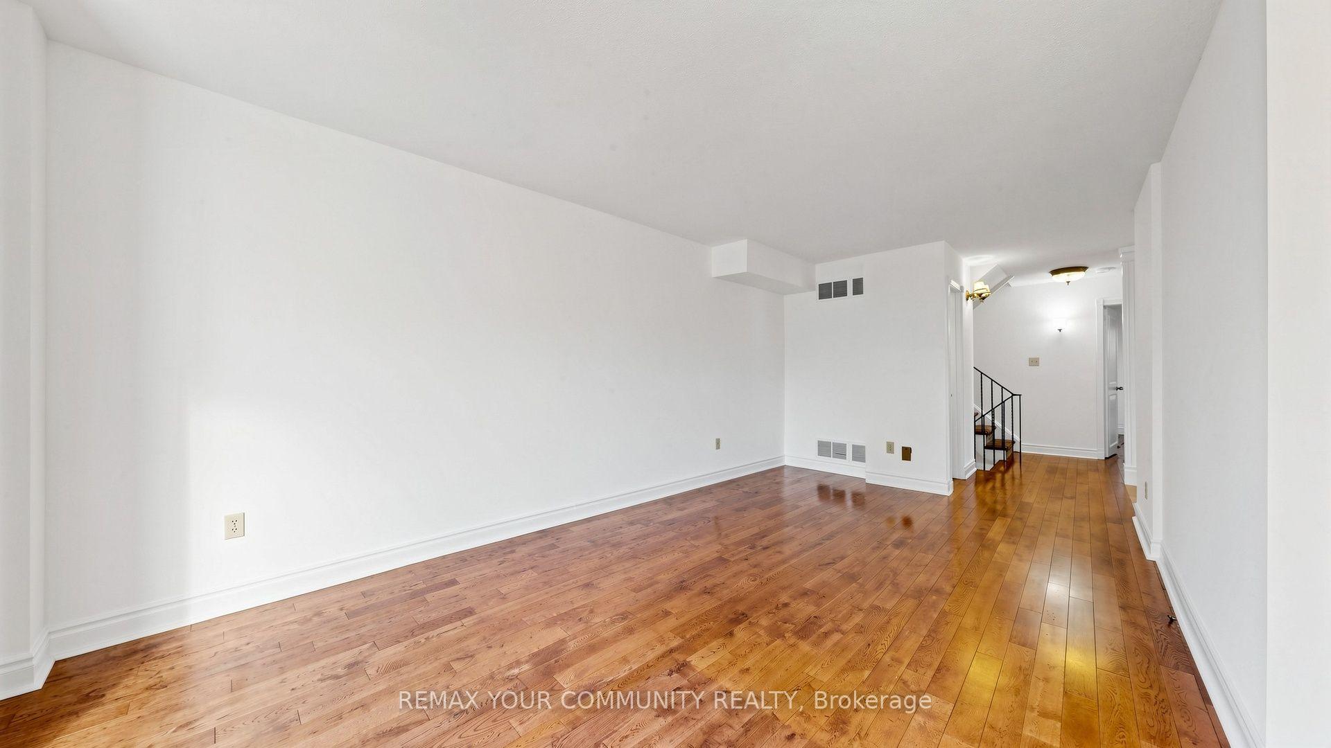 Photo 9 of 59 Robert Hicks Drive, North York, Westminster-Branson — HOMEH