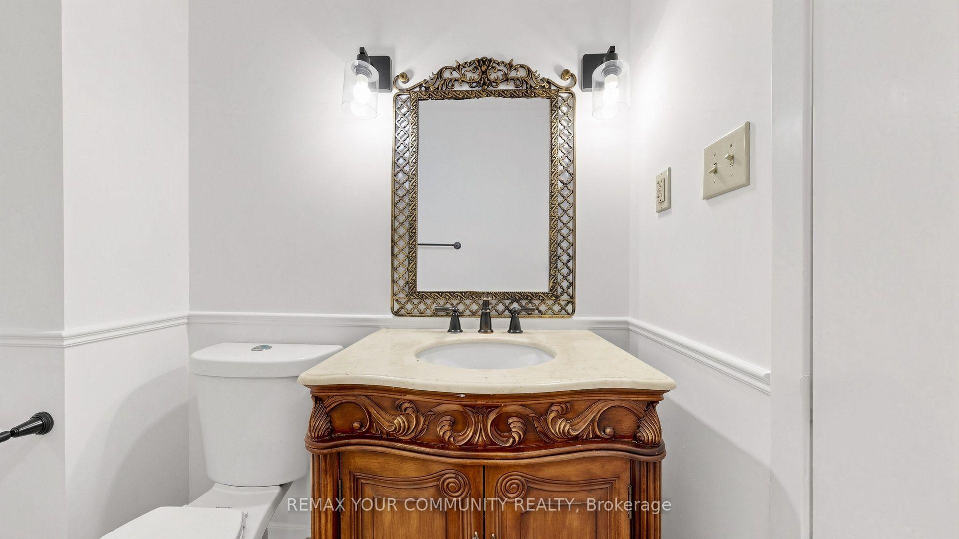 Photo 15 of 59 Robert Hicks Drive, North York, Westminster-Branson — HOMEH
