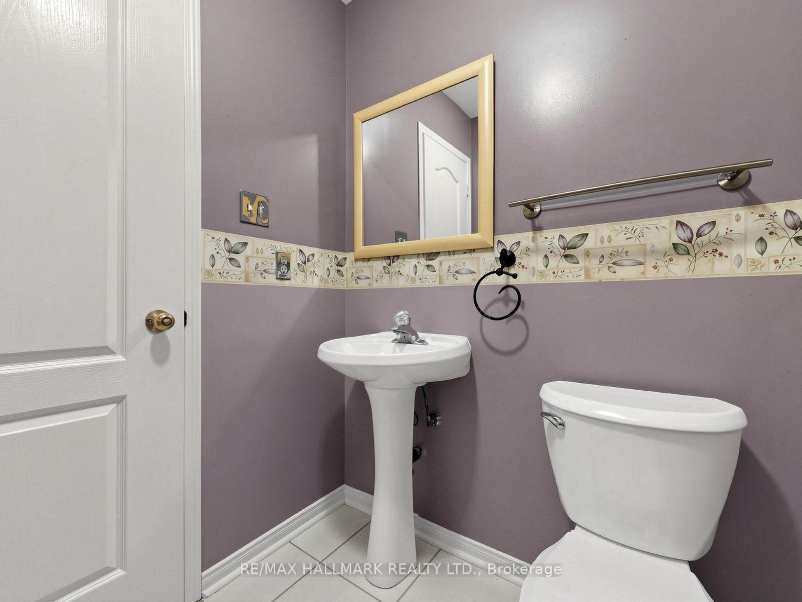 Photo 11 of 416 Heddle Crescent, Newmarket, Stonehaven-Wyndham — HOMEH