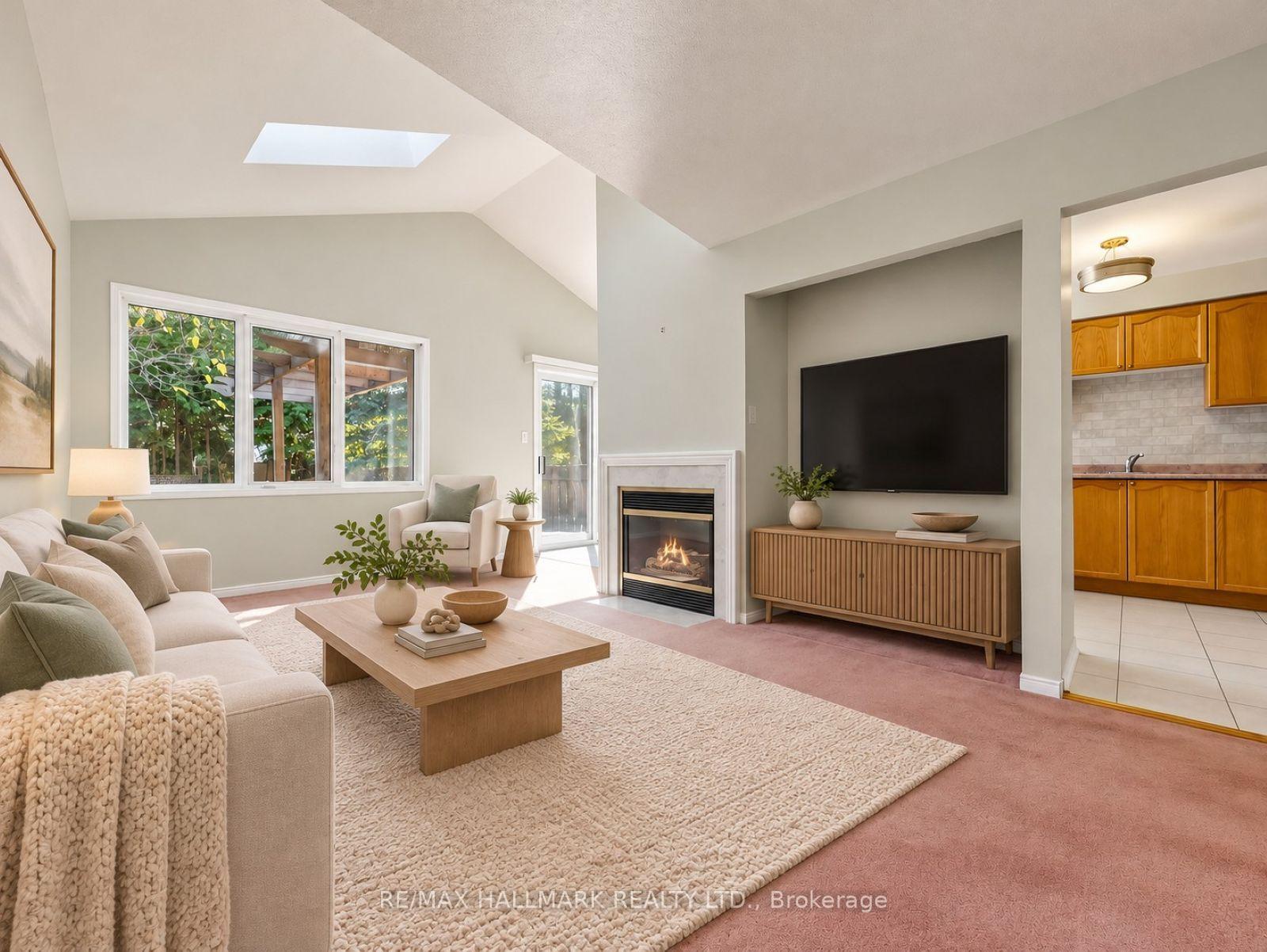 Photo 14 of 416 Heddle Crescent, Newmarket, Stonehaven-Wyndham — HOMEH