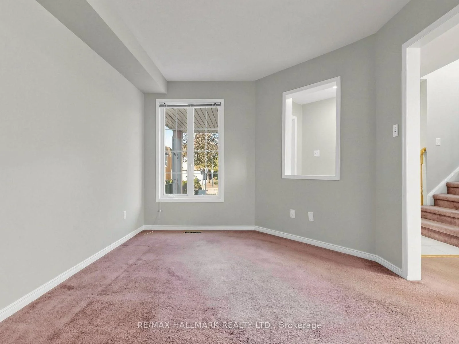 Photo 16 of 416 Heddle Crescent, Newmarket, Stonehaven-Wyndham — HOMEH