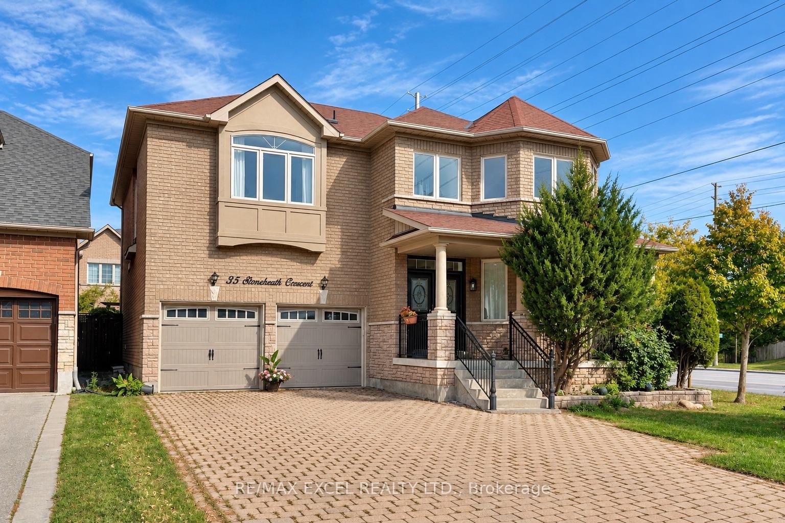 Photo 2 of 35 Stoneheath Crescent, Markham, Cachet — HOMEH