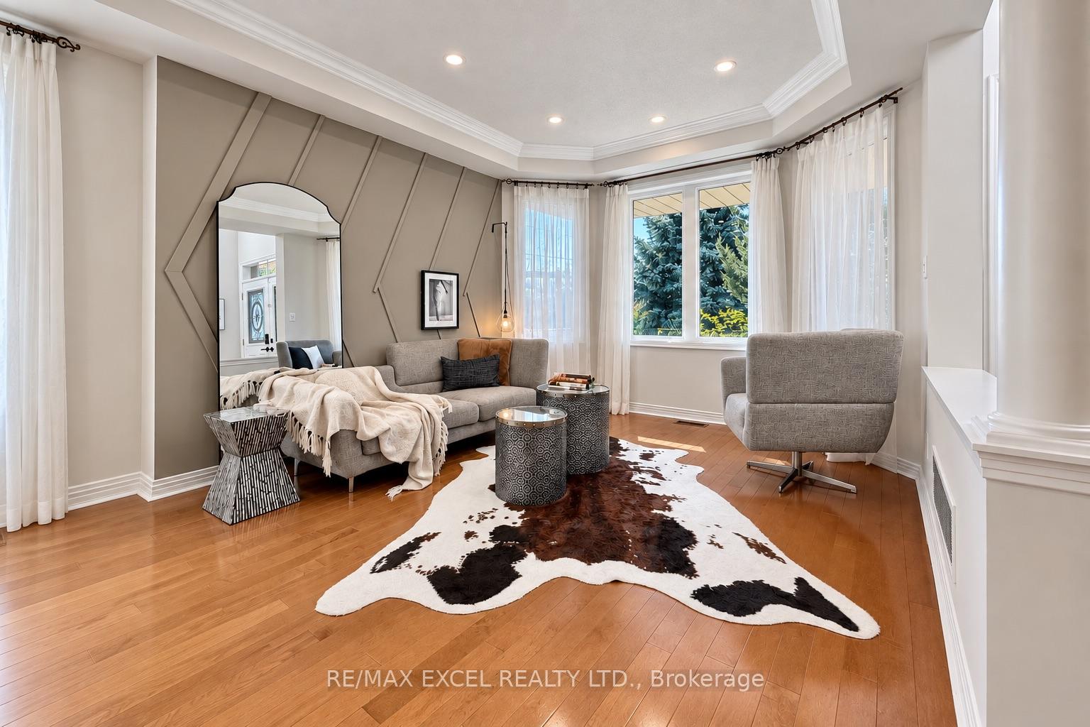 Photo 3 of 35 Stoneheath Crescent, Markham, Cachet — HOMEH