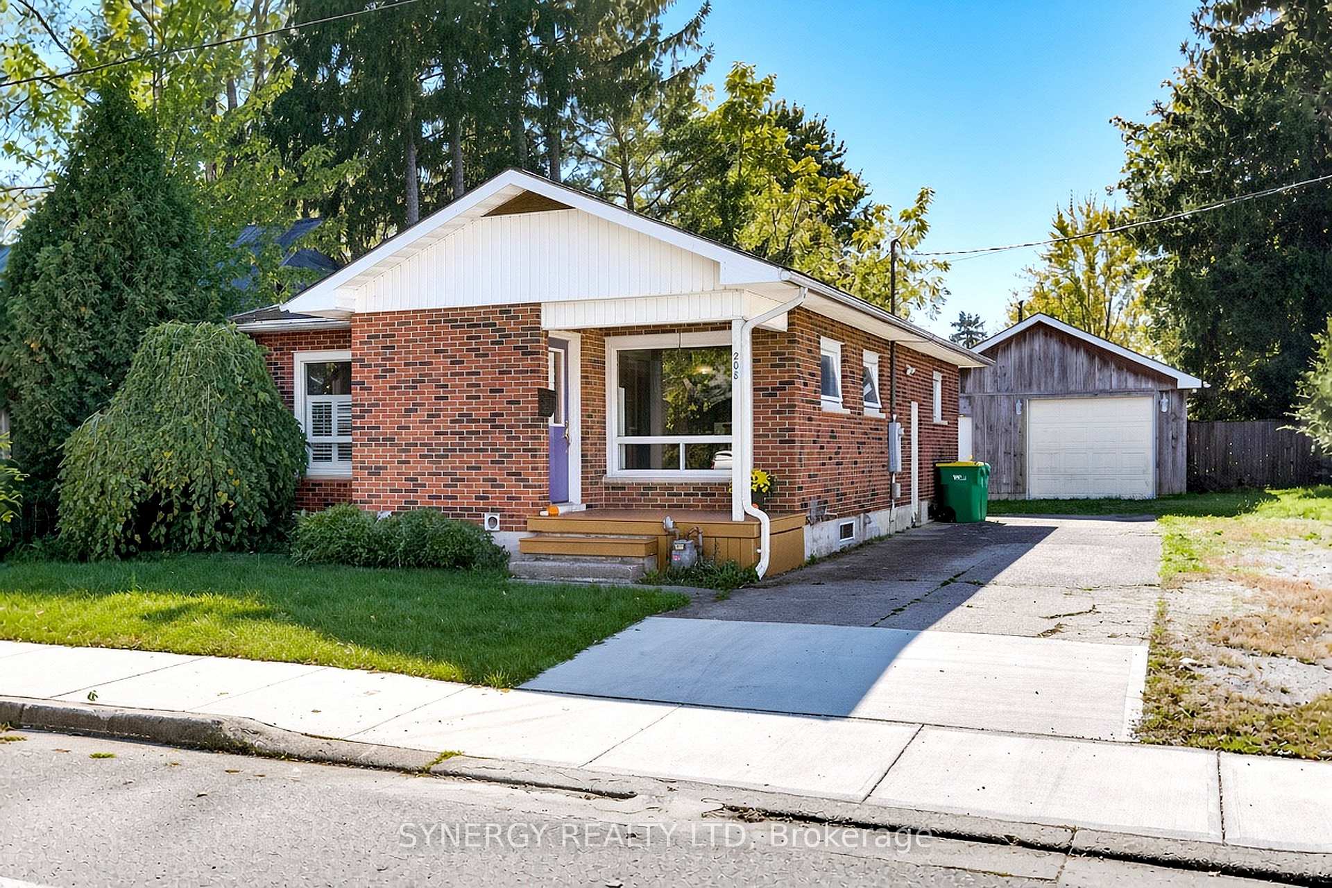 Photo 1 of 208 King Street, Southwest Middlesex, Glencoe — HOMEH