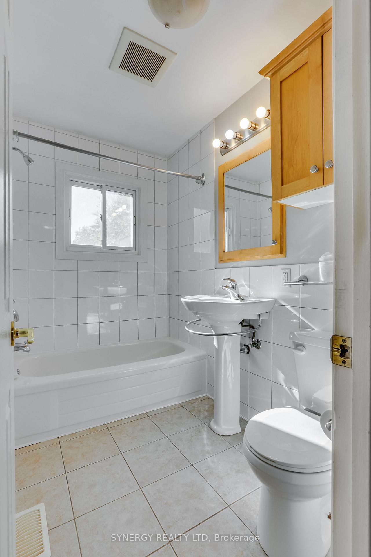 Photo 27 of 208 King Street, Southwest Middlesex, Glencoe — HOMEH