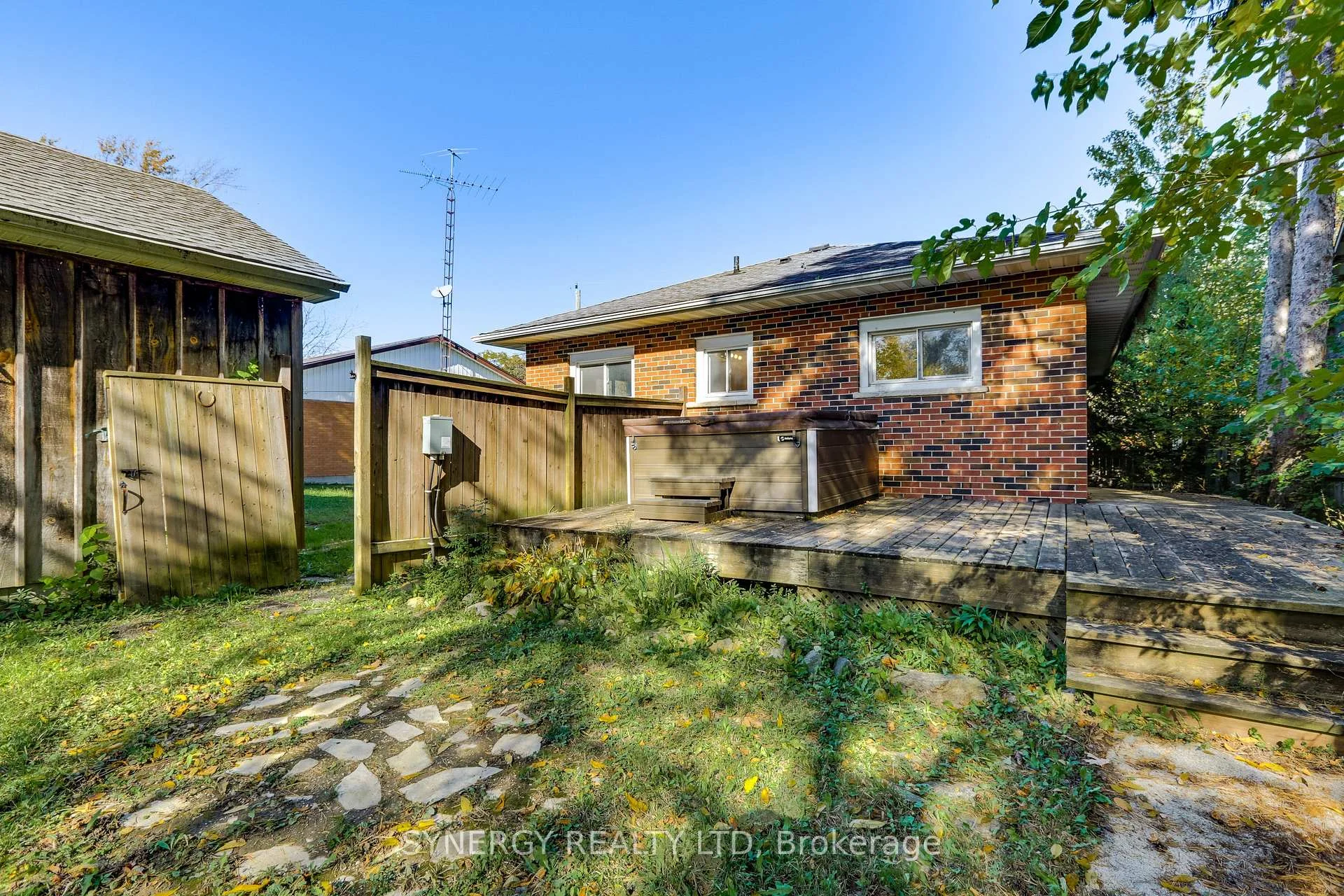 Photo 5 of 208 King Street, Southwest Middlesex, Glencoe — HOMEH