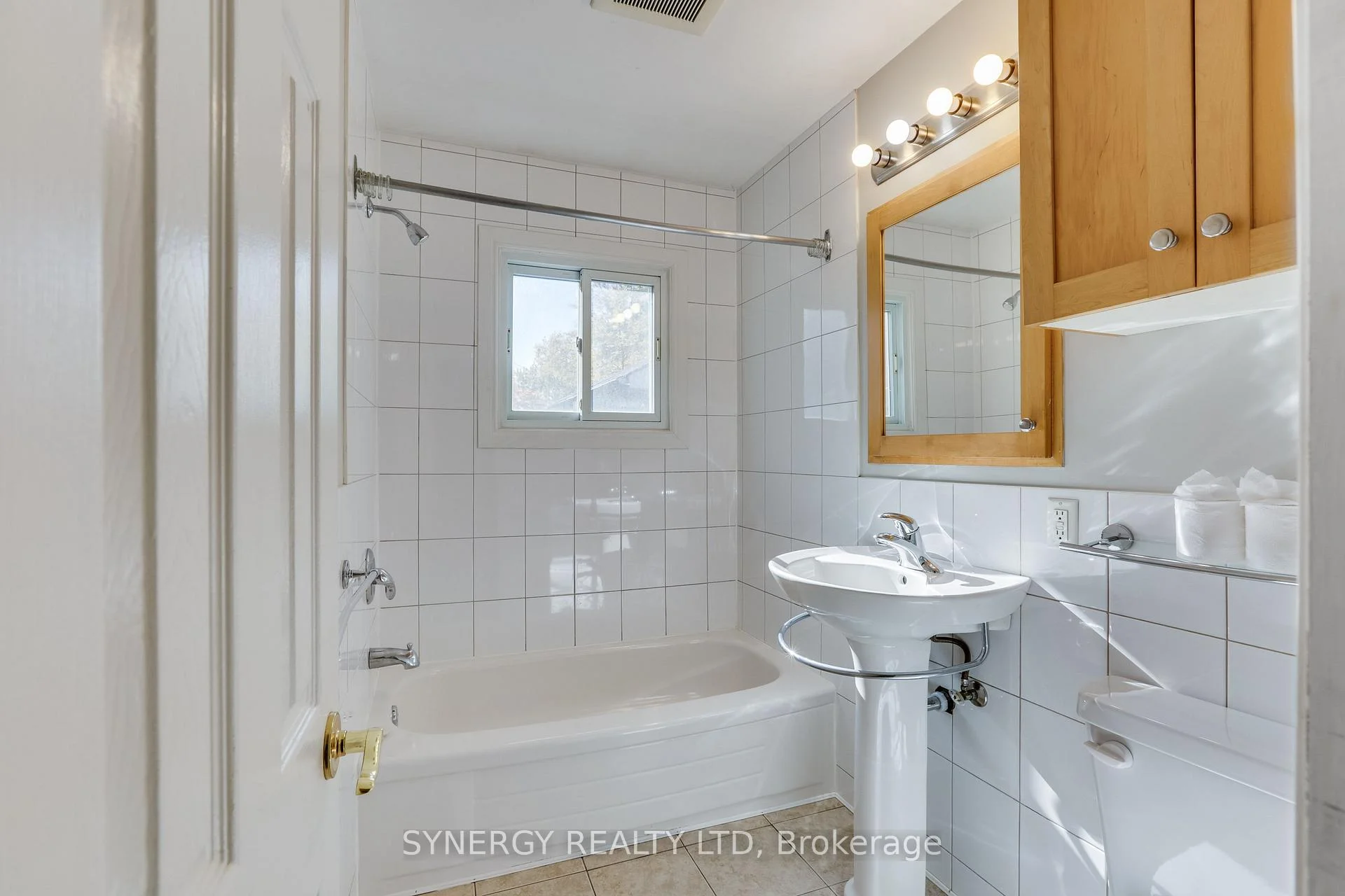 Photo 29 of 208 King Street, Southwest Middlesex, Glencoe — HOMEH