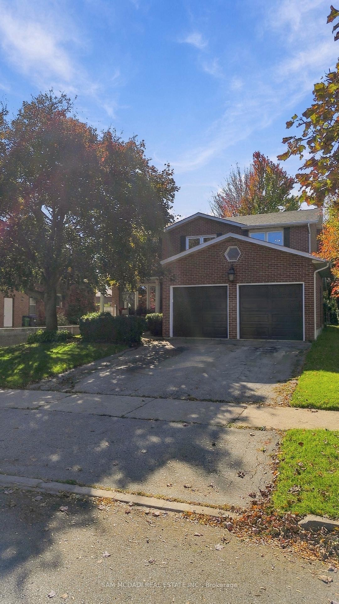 Photo 2 of 1138 Vanier Drive, Mississauga, Lorne Park — HOMEH