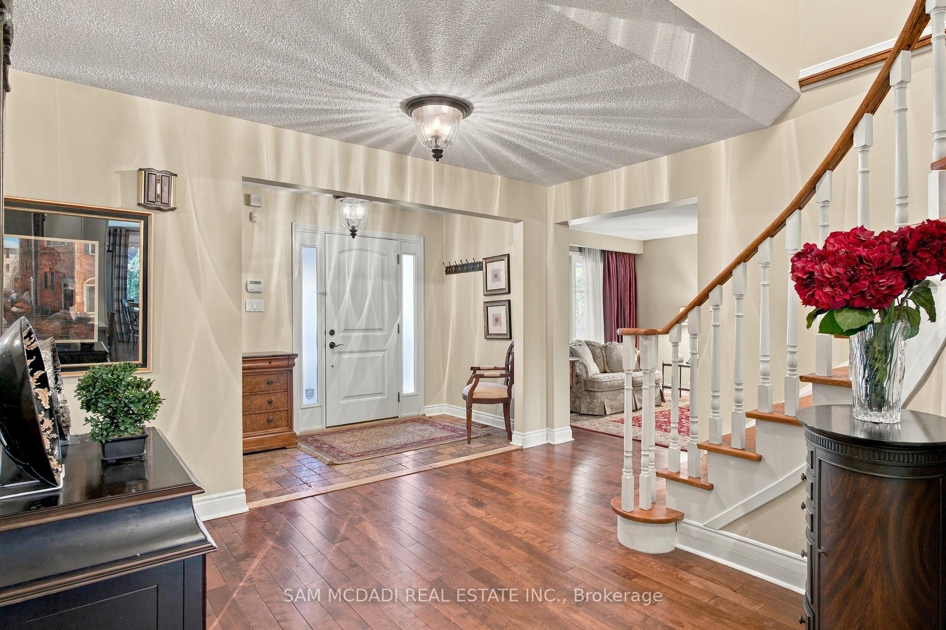 Photo 7 of 1138 Vanier Drive, Mississauga, Lorne Park — HOMEH
