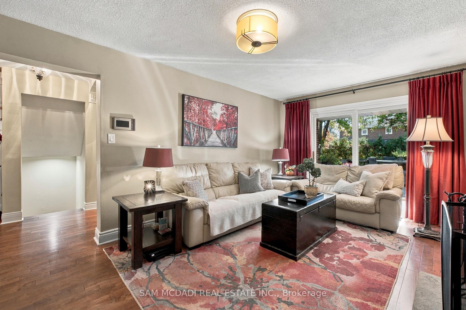 Photo 11 of 1138 Vanier Drive, Mississauga, Lorne Park — HOMEH