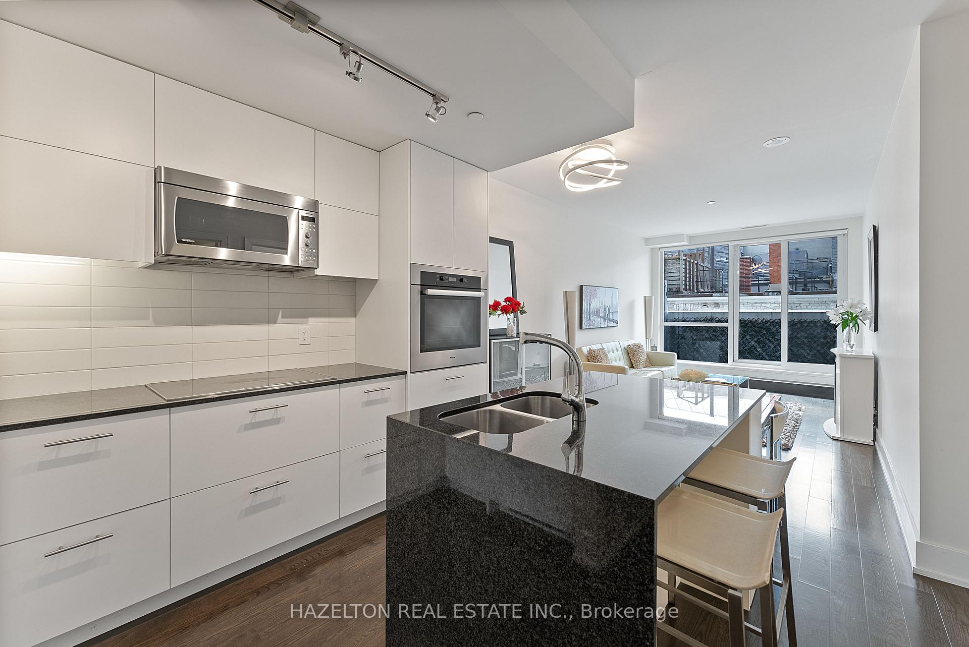 Photo 4 of Unit 211, 170 Avenue Road, Toronto, The Annex — HOMEH