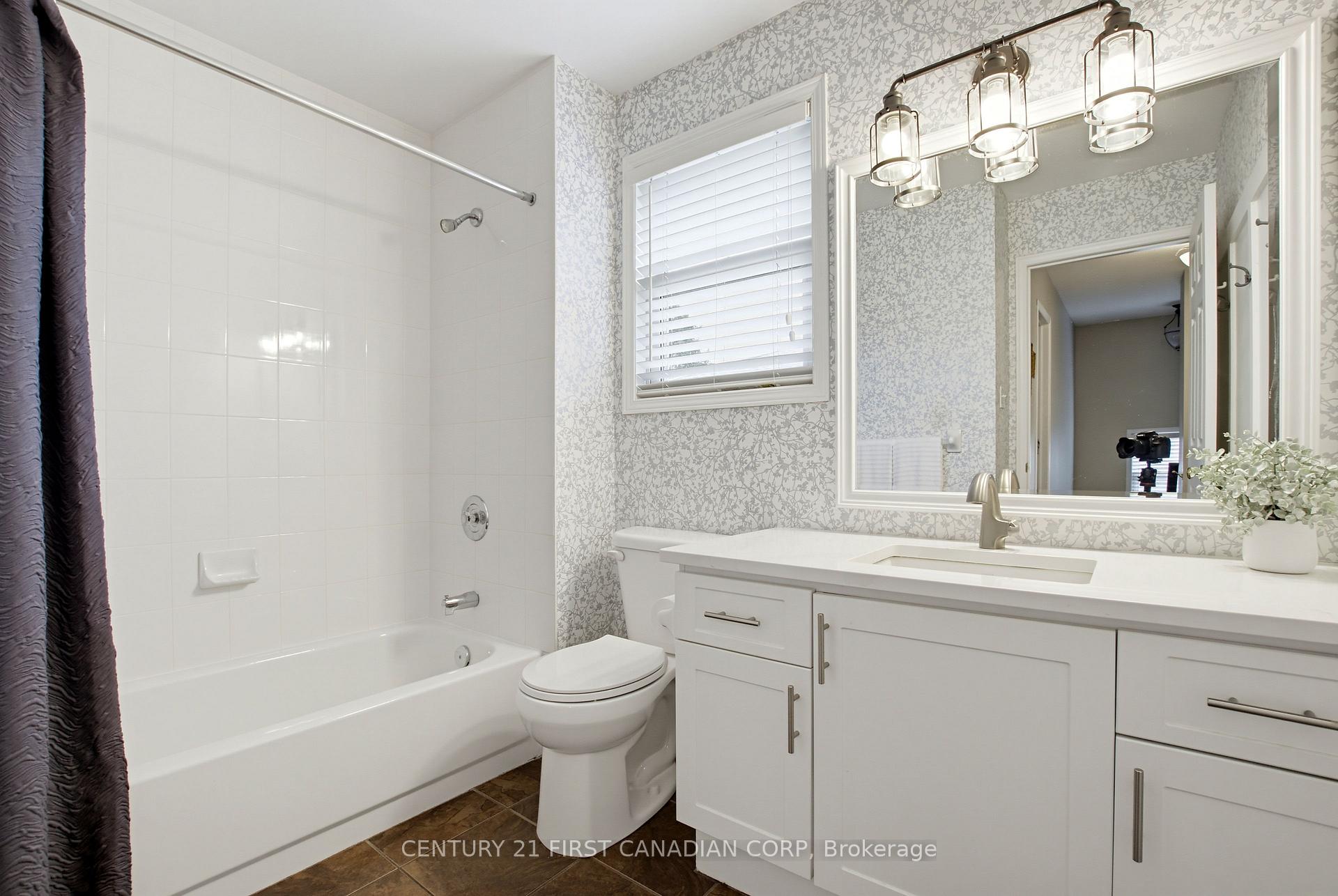 Photo 28 of 10 Exmouth Drive, London, East I — HOMEH