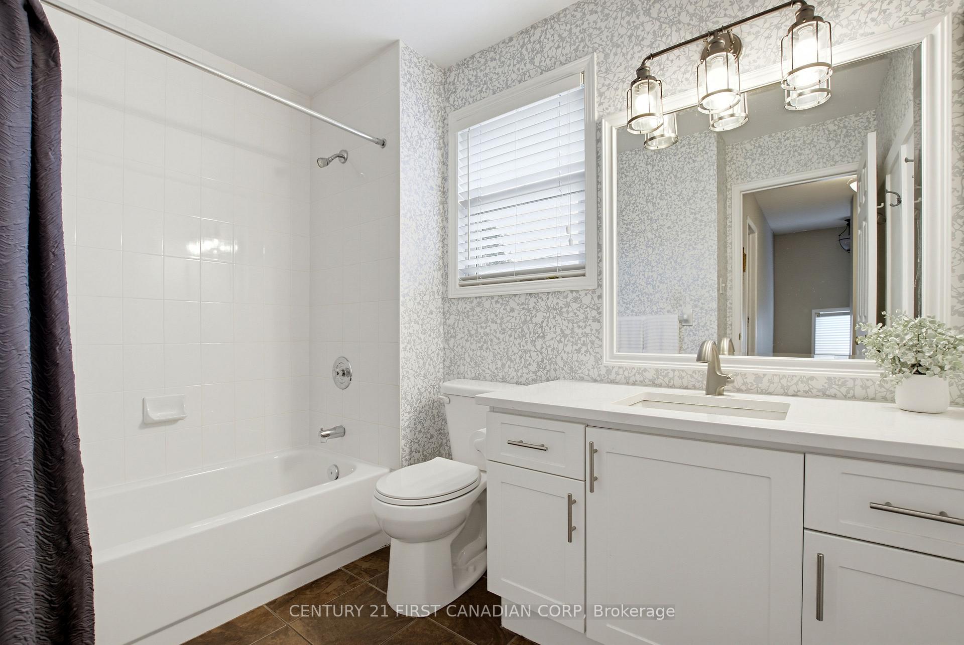 Photo 26 of 10 Exmouth Drive, London, East I — HOMEH
