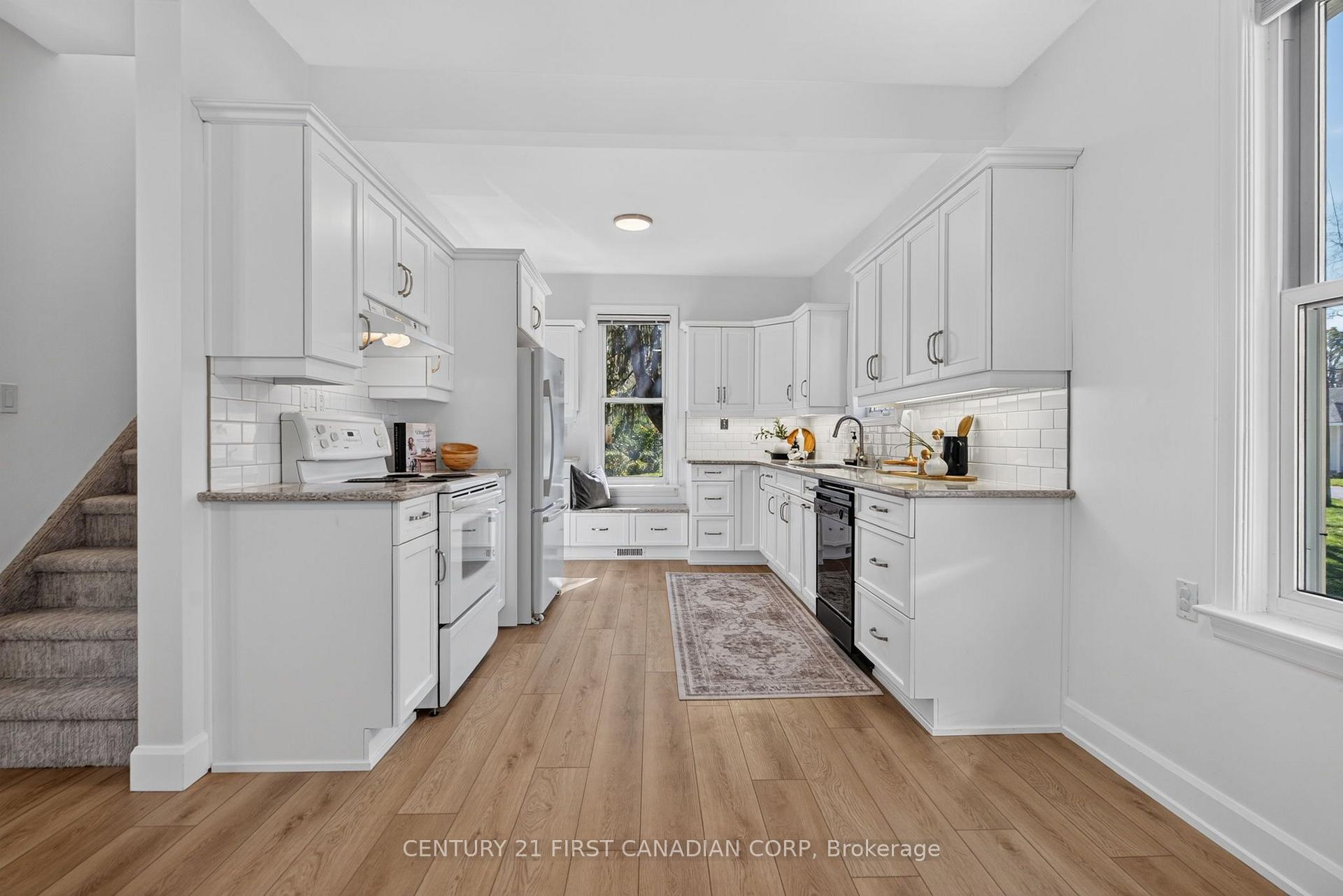 Photo 3 of 12 Charles Street, Middlesex Centre, Poplar Hill — HOMEH