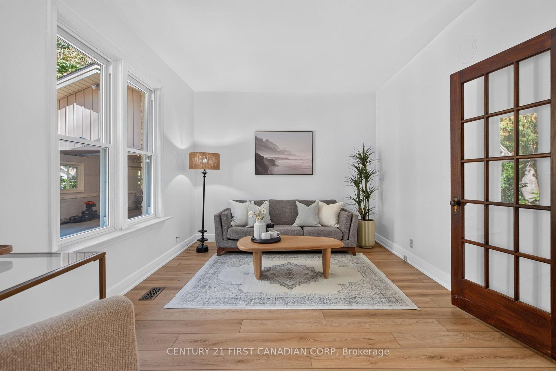 Photo 8 of 12 Charles Street, Middlesex Centre, Poplar Hill — HOMEH