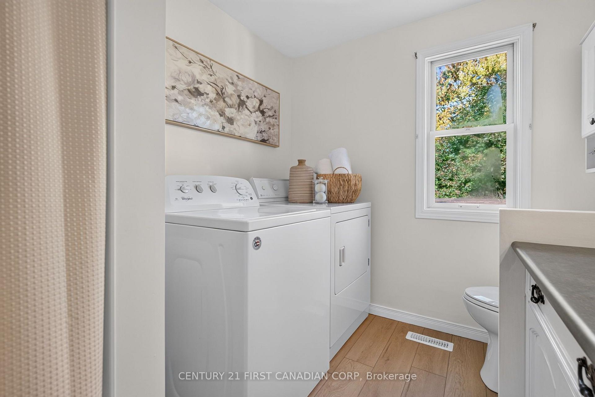 Photo 26 of 12 Charles Street, Middlesex Centre, Poplar Hill — HOMEH