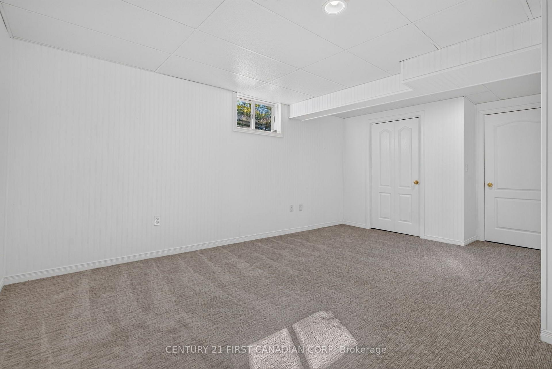 Photo 28 of 12 Charles Street, Middlesex Centre, Poplar Hill — HOMEH