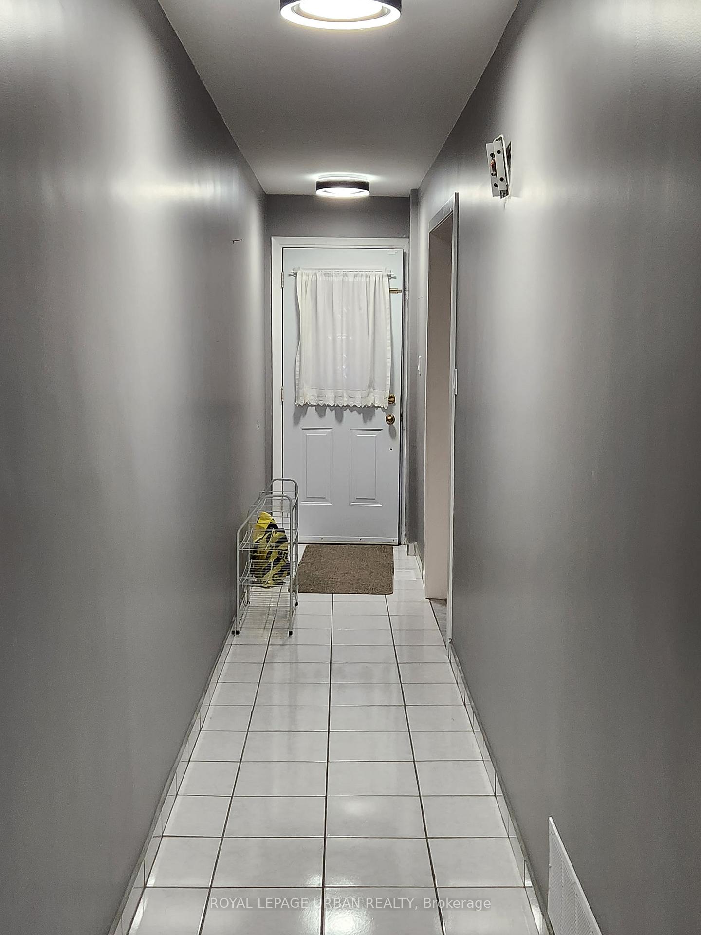 Photo 14 of 32 Virginia Avenue, Toronto, Danforth Village-East York — HOMEH