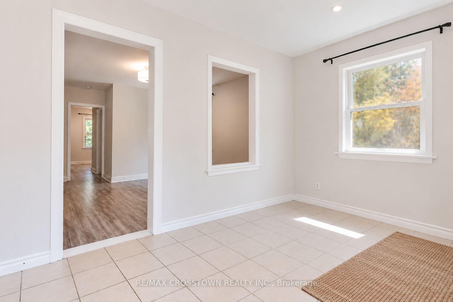Photo 3 of Unit 1, 64 Bleeker Street, Orillia — HOMEH