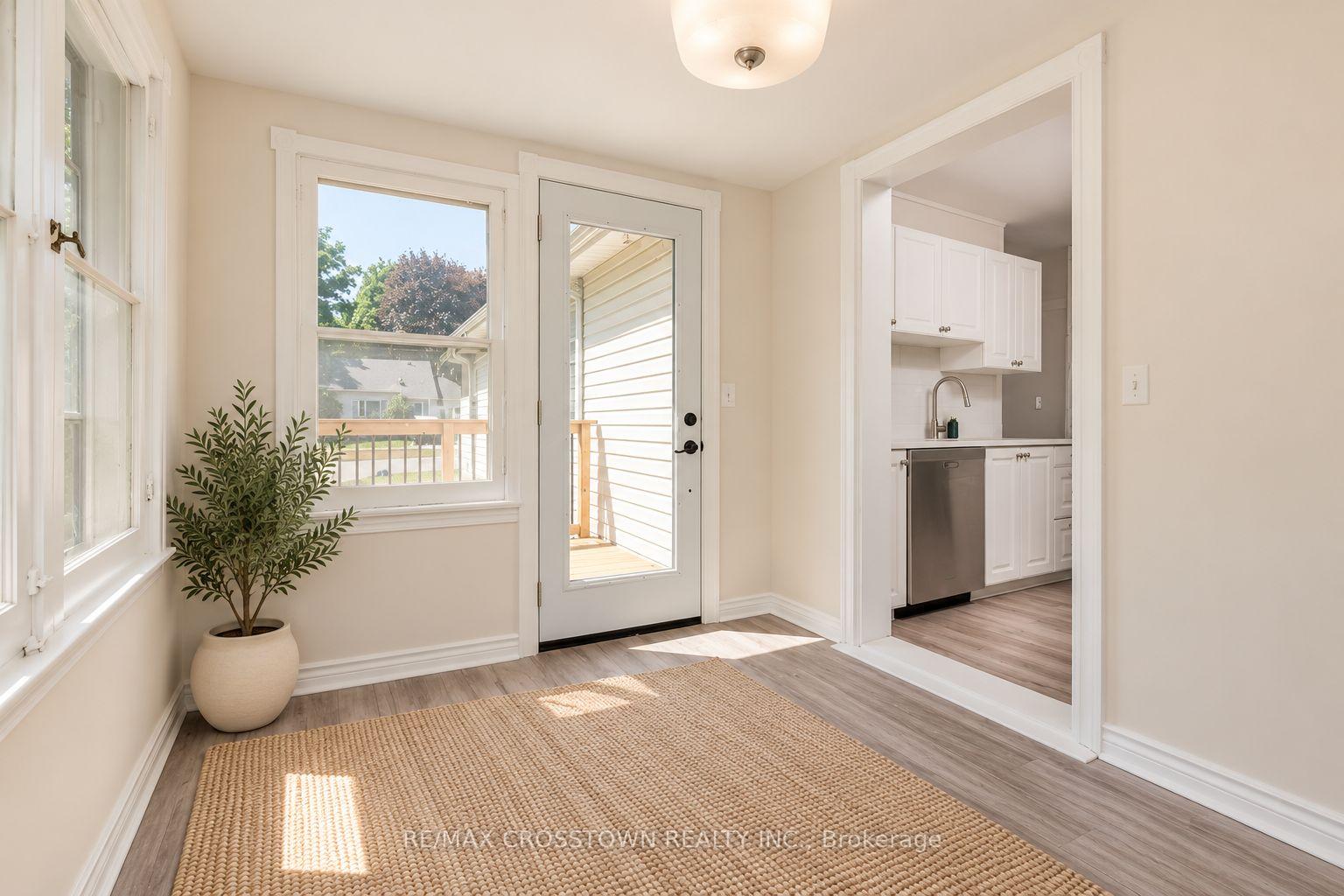 Photo 8 of Unit 1, 64 Bleeker Street, Orillia — HOMEH
