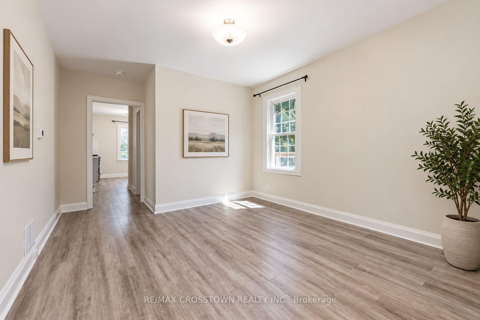 Photo 5 of Unit 1, 64 Bleeker Street, Orillia — HOMEH