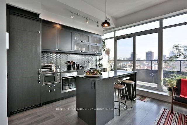 Photo 6 of Unit 604, 783 Bathurst Street, Toronto, University — HOMEH