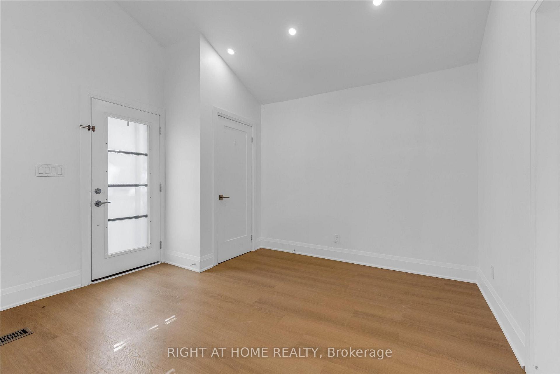 Photo 23 of 6310 Skinner Street, Niagara Falls, Arad/Fallsview — HOMEH