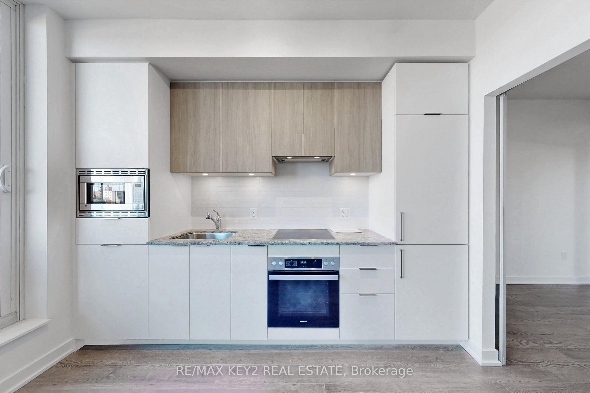 Photo 4 of Unit 228, 20 O'Neill Road, North York, Banbury-Don Mills — HOMEH