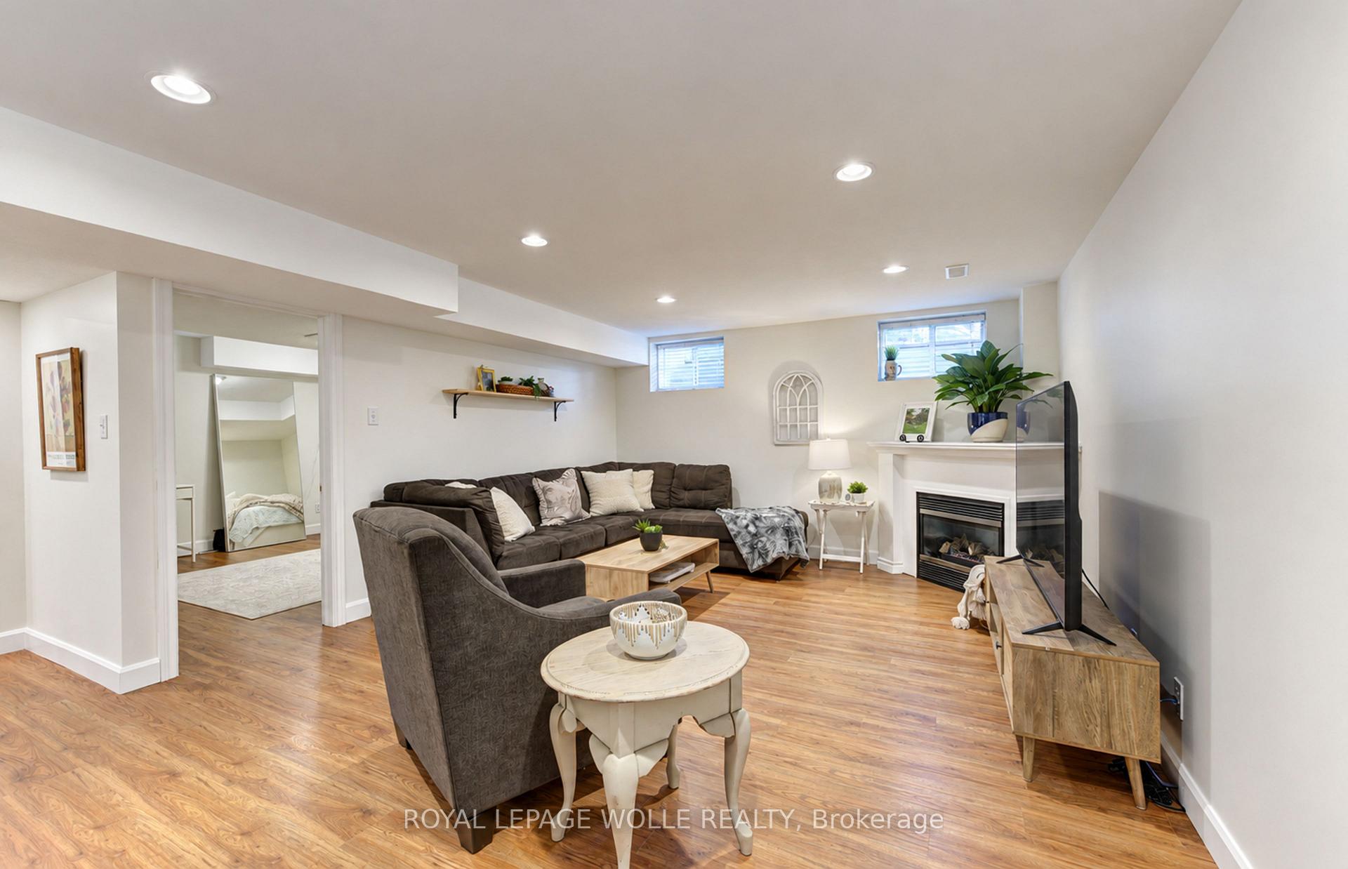 Photo 34 of 410 Sandy Cove Crescent, Waterloo, Eastbridge — HOMEH