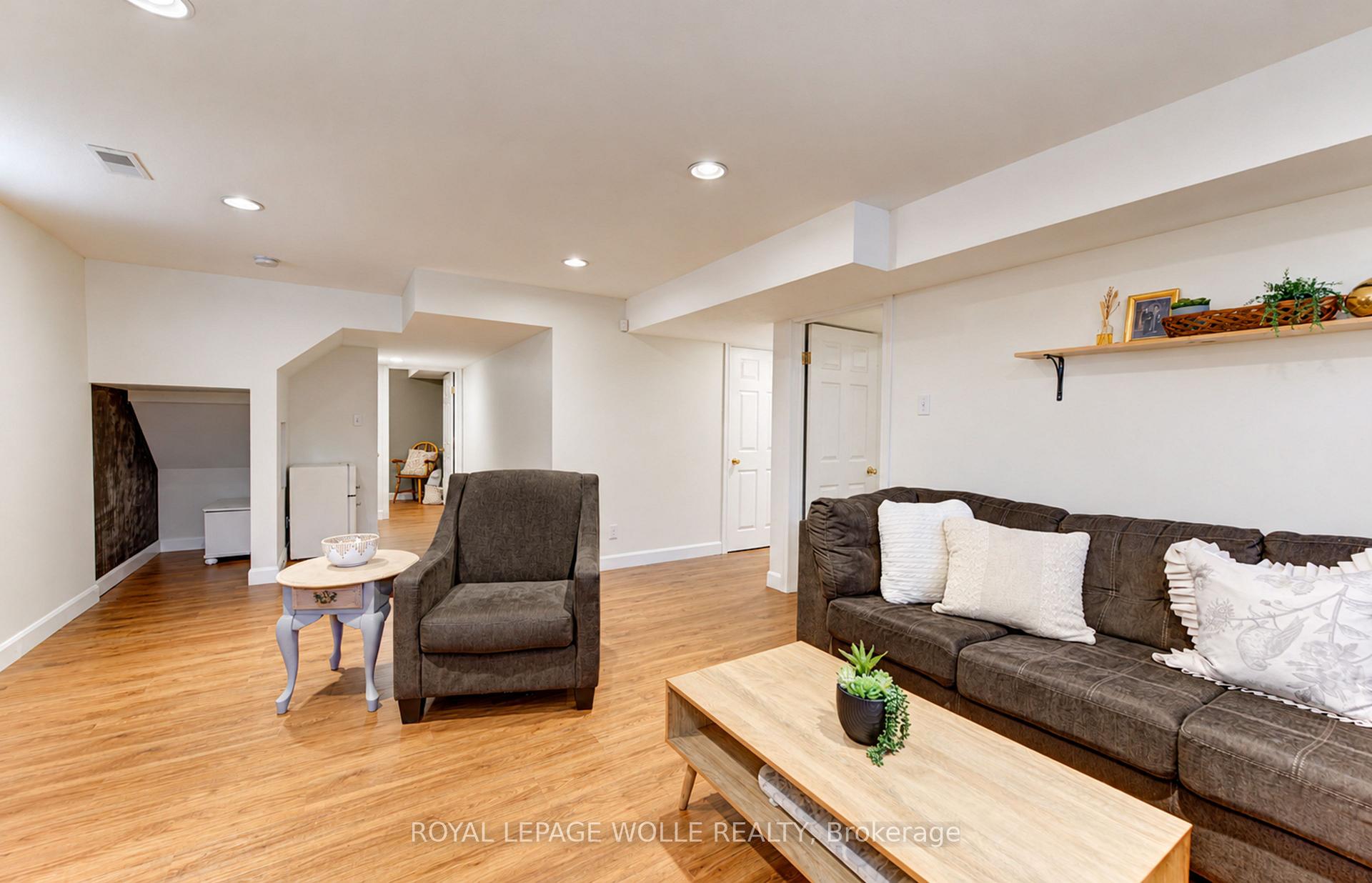 Photo 35 of 410 Sandy Cove Crescent, Waterloo, Eastbridge — HOMEH