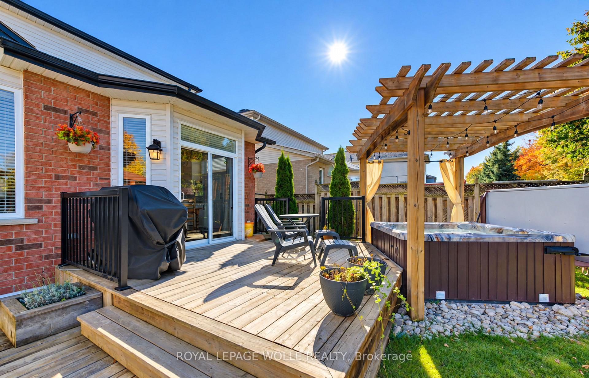 Photo 41 of 410 Sandy Cove Crescent, Waterloo, Eastbridge — HOMEH