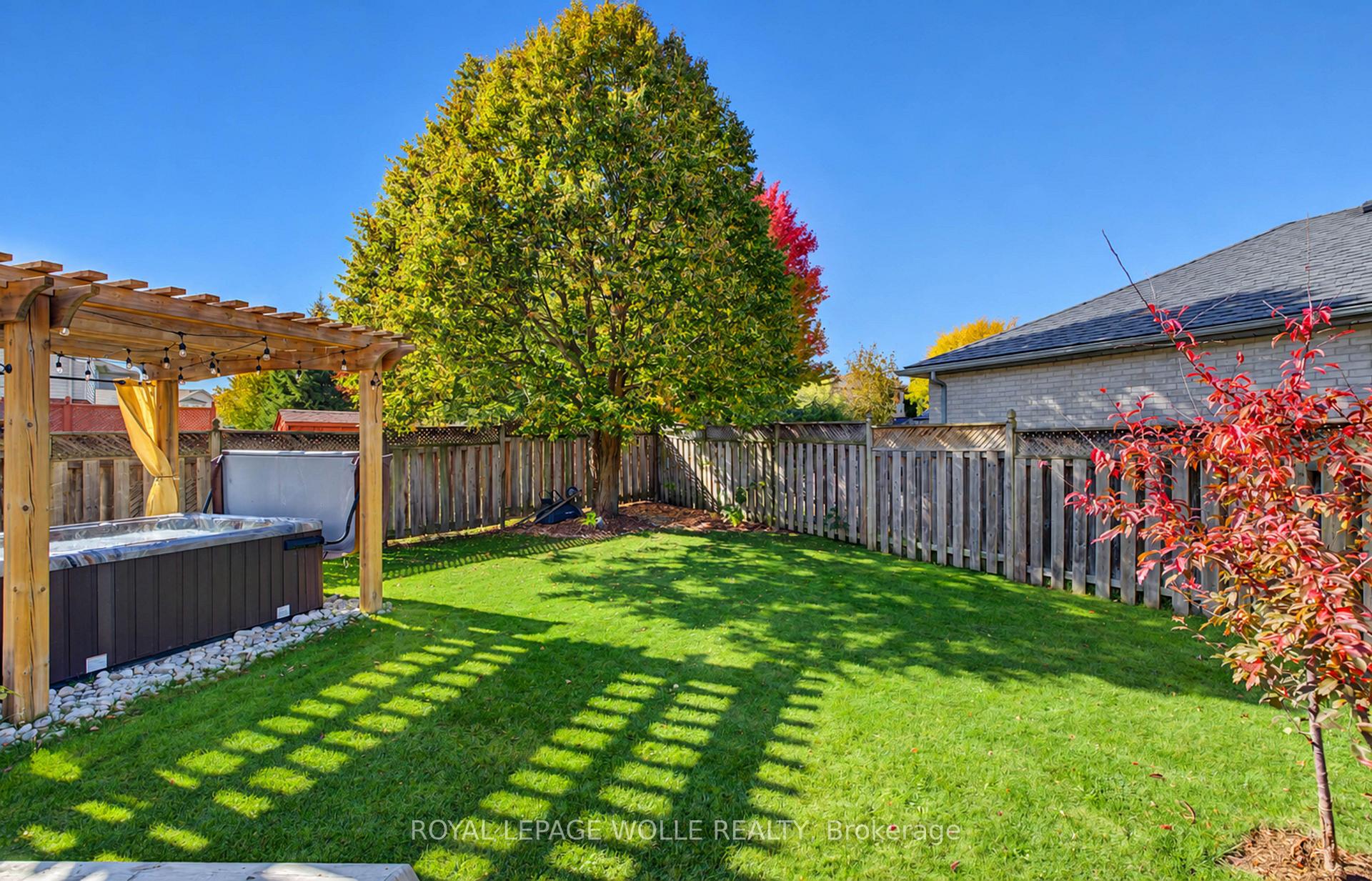 Photo 42 of 410 Sandy Cove Crescent, Waterloo, Eastbridge — HOMEH