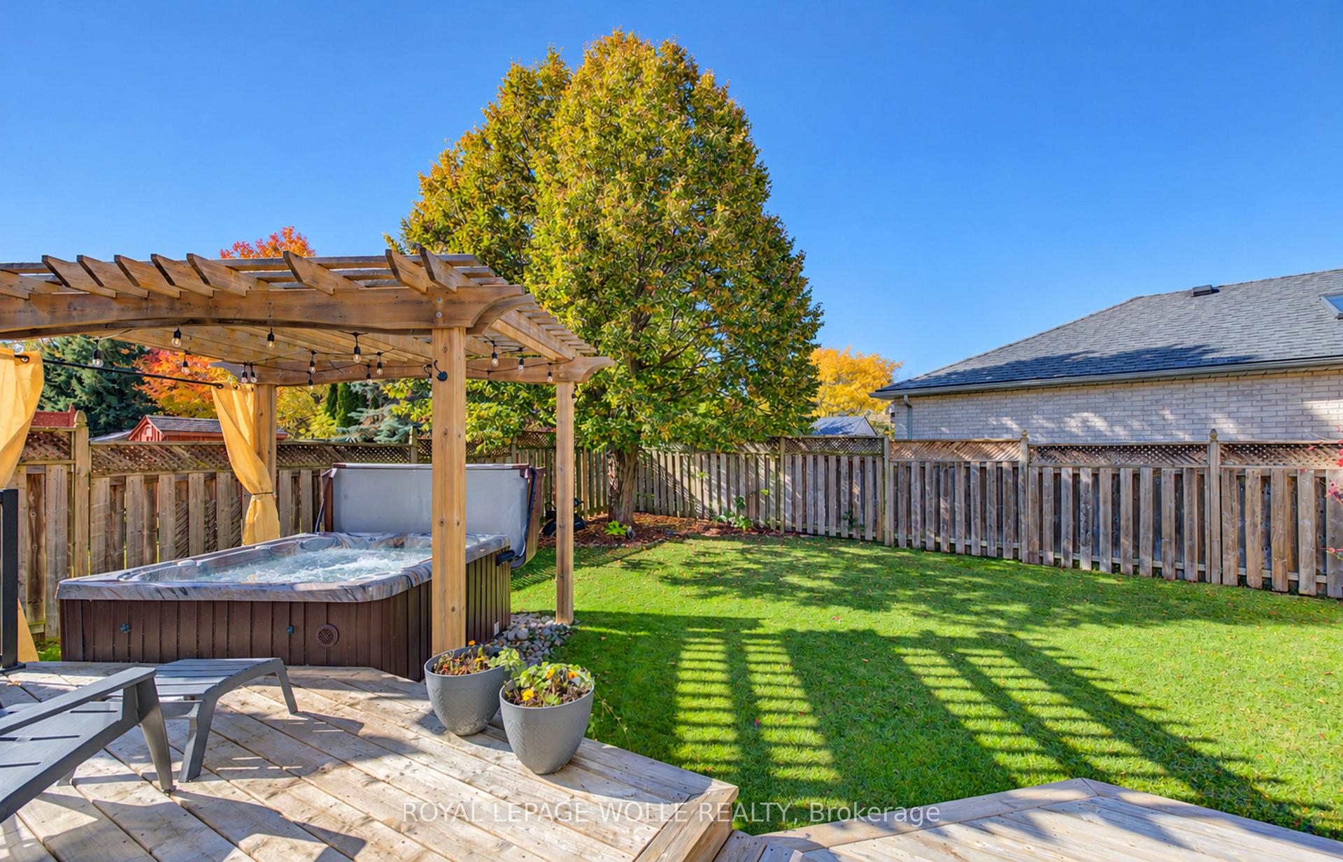 Photo 44 of 410 Sandy Cove Crescent, Waterloo, Eastbridge — HOMEH